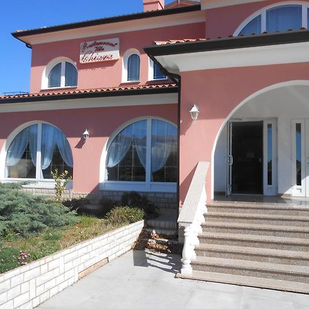 Apartments And Rooms Villa Chiara クルニカ エクステリア 写真