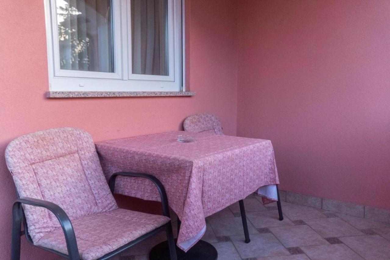 Apartments And Rooms Villa Chiara クルニカ エクステリア 写真